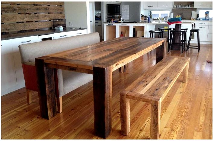 Как выбрать деревянный кухонный стол?