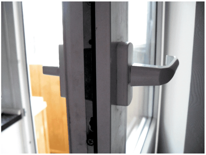 Как правильно отрегулировать балконные пластиковые двери