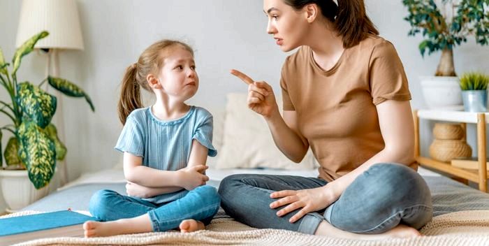 Конфликты в семье с детьми: взгляд ребенка, ошибки родителей
